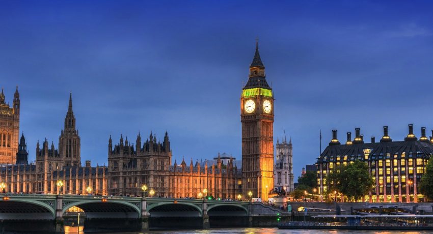 Big Ben and House of Parliament, London, UK, in the dusk evening